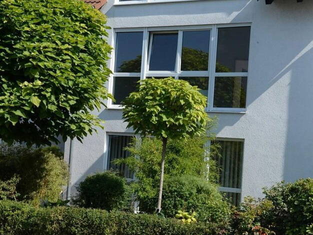 Einfamilienhaus zur Miete 2.600 € 6 Zimmer 220 m² 250 m² Grundstück frei ab 01.09.2025 Im Ölgarten 1 Bommersheim Oberursel 61440