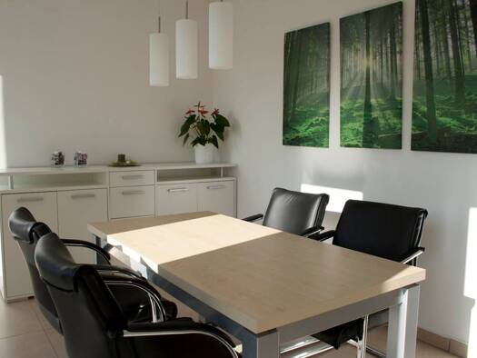 Büro zur Miete provisionsfrei 790 € 4 Zimmer 90 m² Bürofläche Bad Windsheim 91438