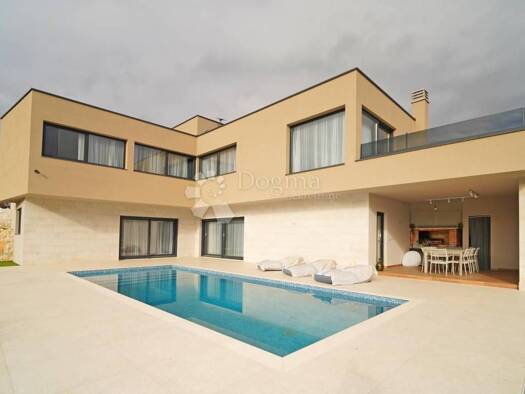 Haus zum Kauf 1.800.000 € 4 Zimmer 370 m² Kringa, Tinjan Tinjan