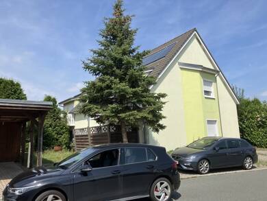 Wohnung zur Miete 548 € 3 Zimmer 83 m² Grumbacher Str. 32 Reichenbach Callenberg 09337
