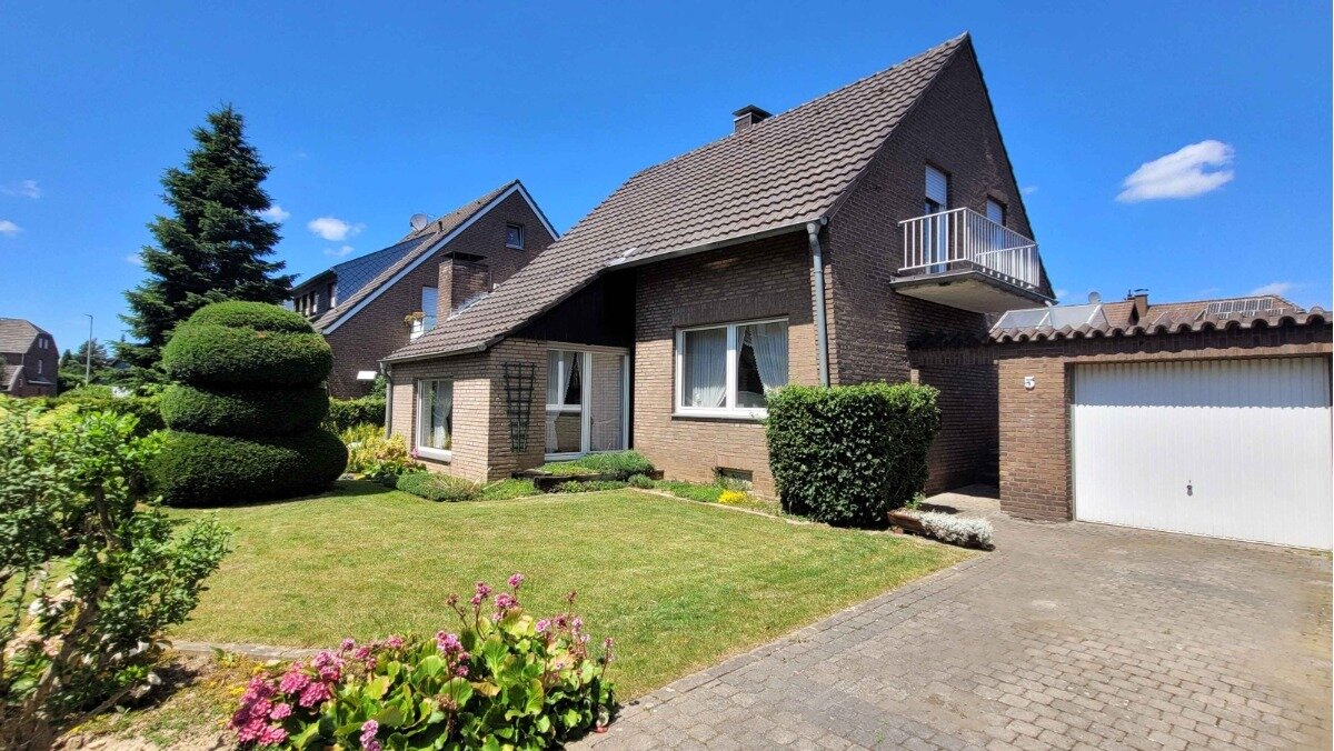 Einfamilienhaus zum Kauf 339.000 € 4 Zimmer 100 m²<br/>Wohnfläche 497 m²<br/>Grundstück Gierath Jüchen 41363