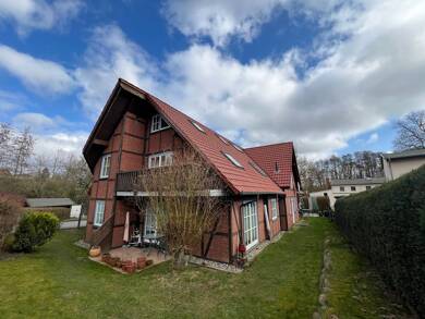 Mehrfamilienhaus zum Kauf als Kapitalanlage geeignet 1.050.000 € 13 Zimmer 359 m² 750 m² Grundstück Papendorf Papendorf 18059