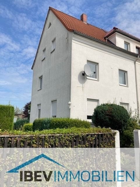 Doppelhaushälfte zum Kauf 129.000 € 4 Zimmer 100 m²<br/>Wohnfläche 400 m²<br/>Grundstück ab sofort<br/>Verfügbarkeit Werdau Werdau 08412