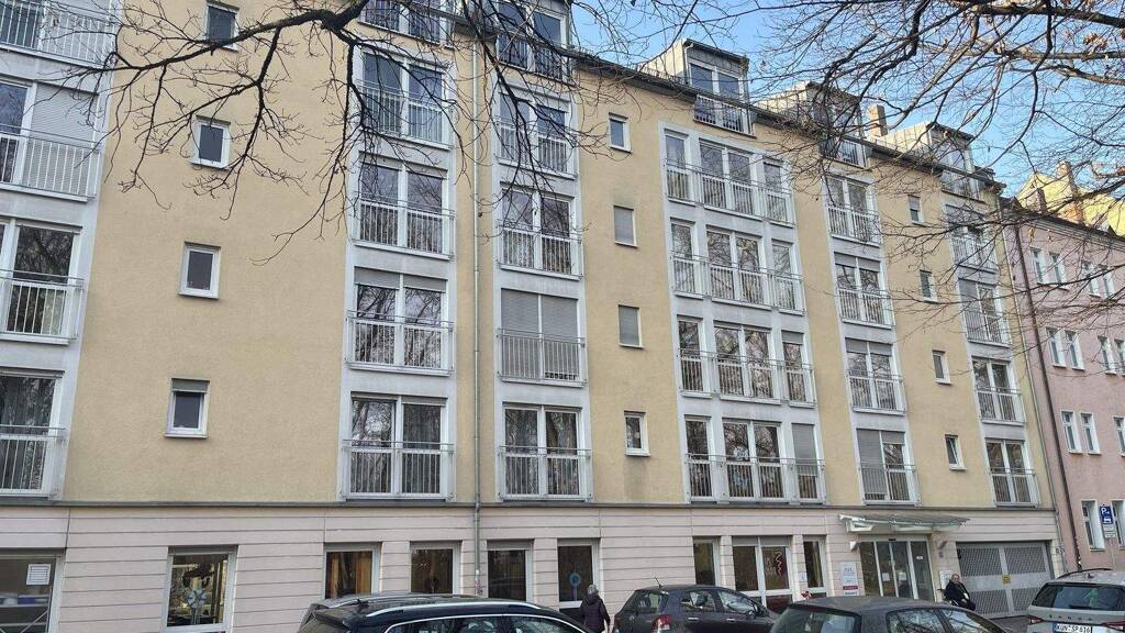 Studio zum Kauf 150.000 € 1 Zimmer 47 m² Maxfeld Nürnberg 90409