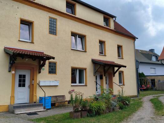 Wohnung zur Miete 295 € 3 Zimmer 60 m² 1. Geschoss frei ab sofort Am Schäferbrunnen 5 Regis-Breitingen Regis-Breitingen 04565