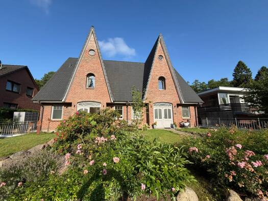Doppelhaushälfte zum Kauf provisionsfrei 799.000 € 4 Zimmer 140 m² 330 m² Grundstück frei ab 01.10.2026 Nachtigallenweg 14 Ahrensburg 22926
