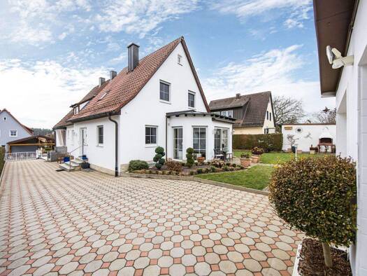 Mehrfamilienhaus zum Kauf 765.000 € 7 Zimmer 217 m² 779 m² Grundstück Winkelhaid 90610