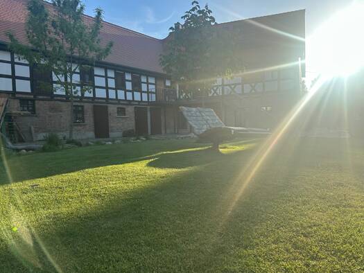 Studio zur Miete 1.050 € 1 Zimmer 65 m² Geschoss EG/2 frei ab 01.02.2026 Löbnitz-Bennewitz Groitzsch 04539