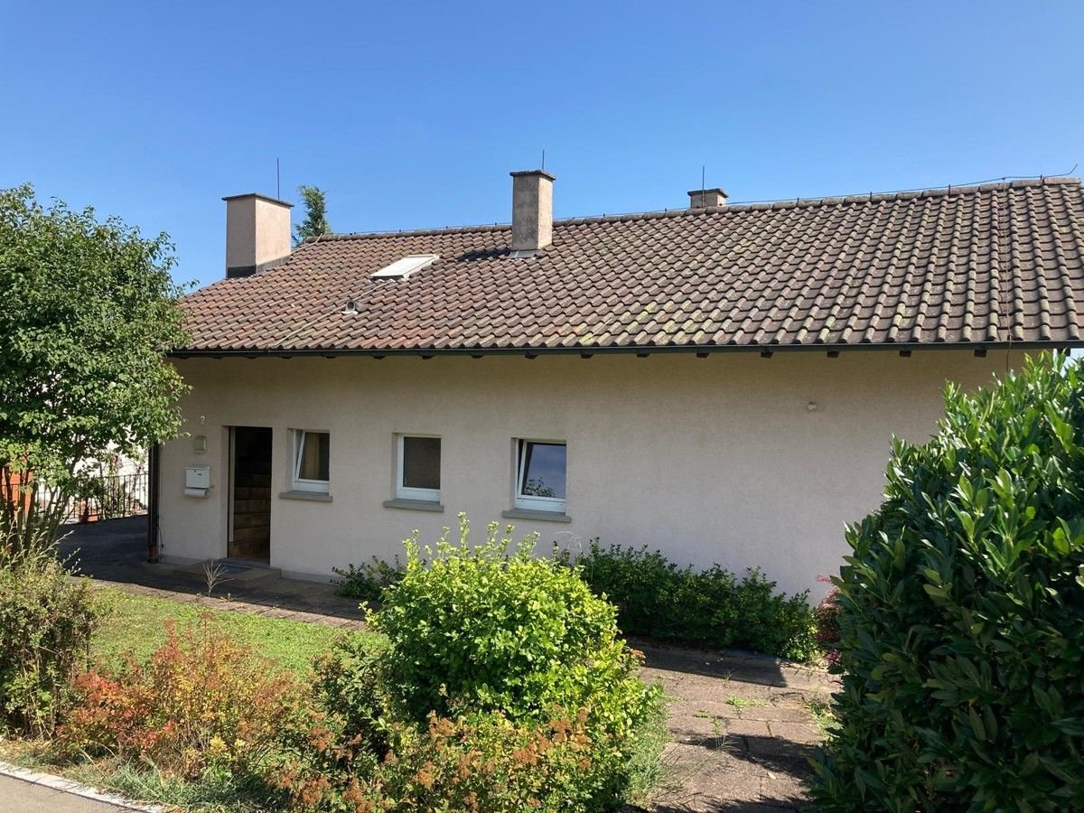 Einfamilienhaus zum Kauf 529.000 € 7 Zimmer 120 m²<br/>Wohnfläche 796 m²<br/>Grundstück Lottstetten Lottstetten 79807