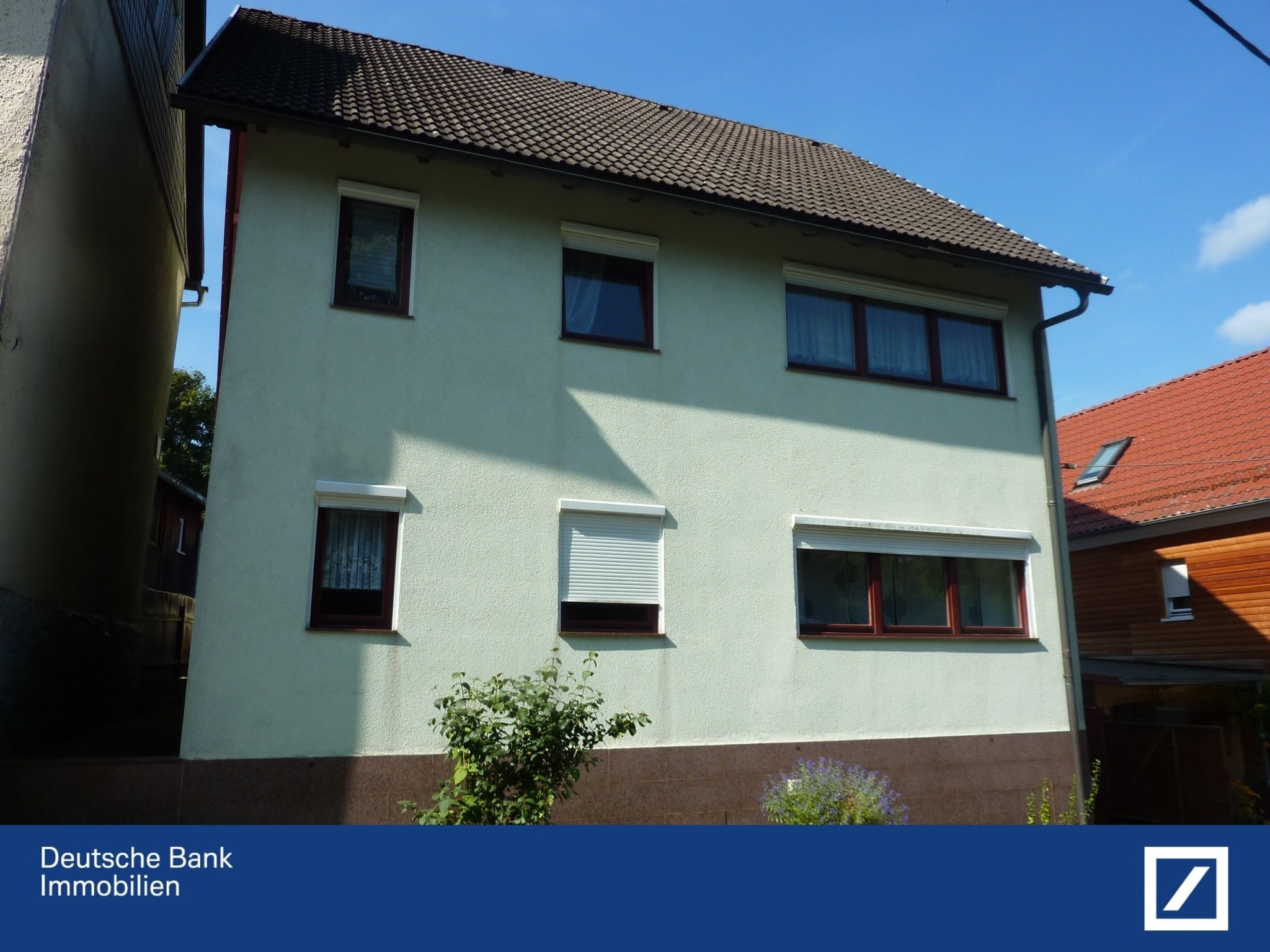 Mehrfamilienhaus zum Kauf 185.000 € 8 Zimmer 166 m²<br/>Wohnfläche 930 m²<br/>Grundstück ab sofort<br/>Verfügbarkeit Geratal 99330