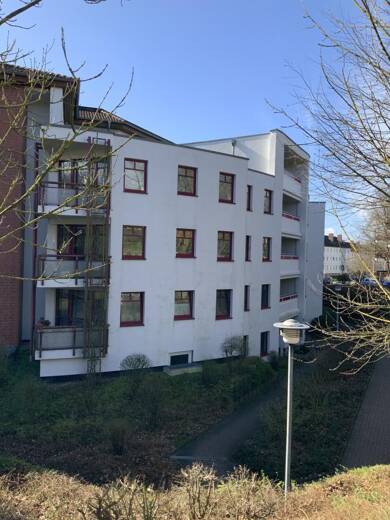 Wohnung zur Miete 579 € 2 Zimmer 80,2 m² Souterrain frei ab 28.05.2025 Friedrich-List-Straße 20 Ost Hameln 31789