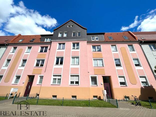 Wohnung zur Miete 374 € 2 Zimmer 45 m² 3. Geschoss frei ab 01.05.2026 Rostocker Straße 3 Neue Neustadt Magdeburg 39124