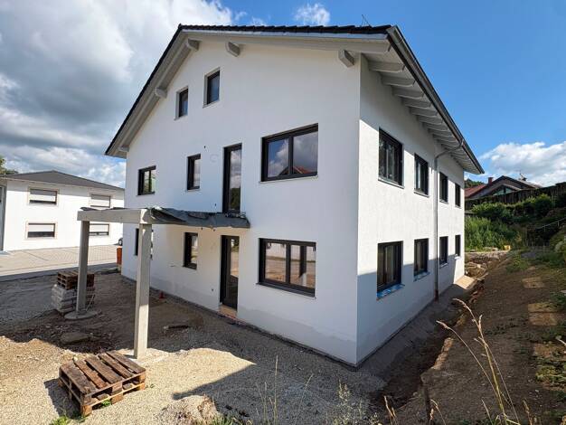 Terrassenwohnung zur Miete - Erstbezug 1.095 € 3 Zimmer 76,3 m² frei ab 01.10.2026 Kettelerstraße 6 Reischach Reischach 84571