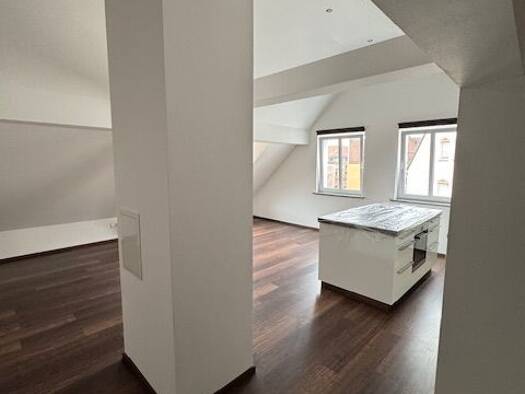 Wohnung zur Miete 1.100 € 3,5 Zimmer 125 m² Geschoss 4/5 frei ab 01.11.2026 Sebald Nürnberg 90403