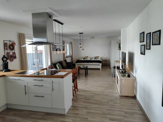Wohnung zur Miete auf Zeit 1.470 € 1 Zimmer 50 m² frei ab 12.09.2026 Sankt-Georgener-Weg Rottweil Rottweil 78628