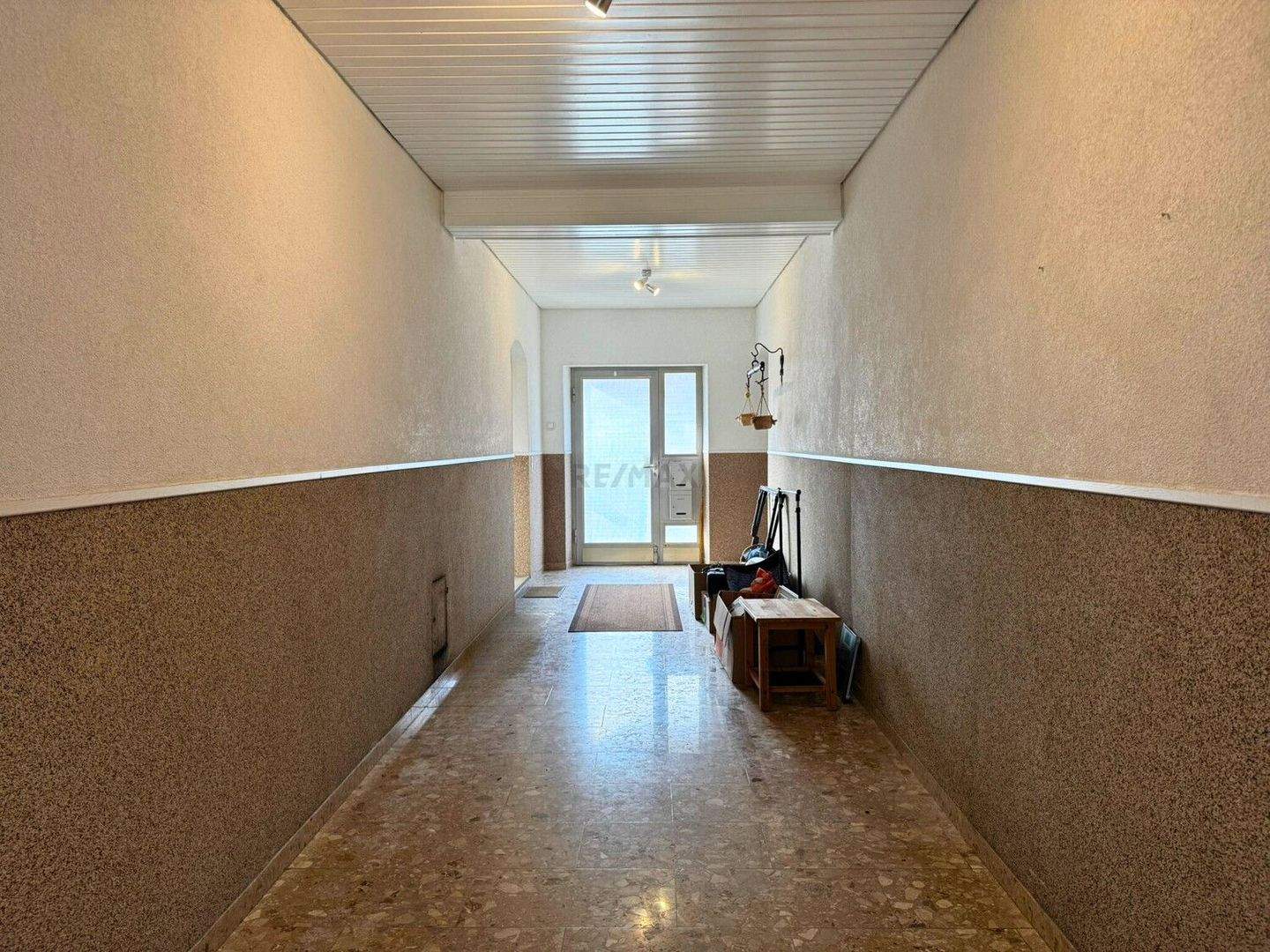 Immobilie in Ebersbach an der Fils - Beste Aussichten für Sie & Ihre Familie! Wohnhaus mit Baugrundstück - Bild 4