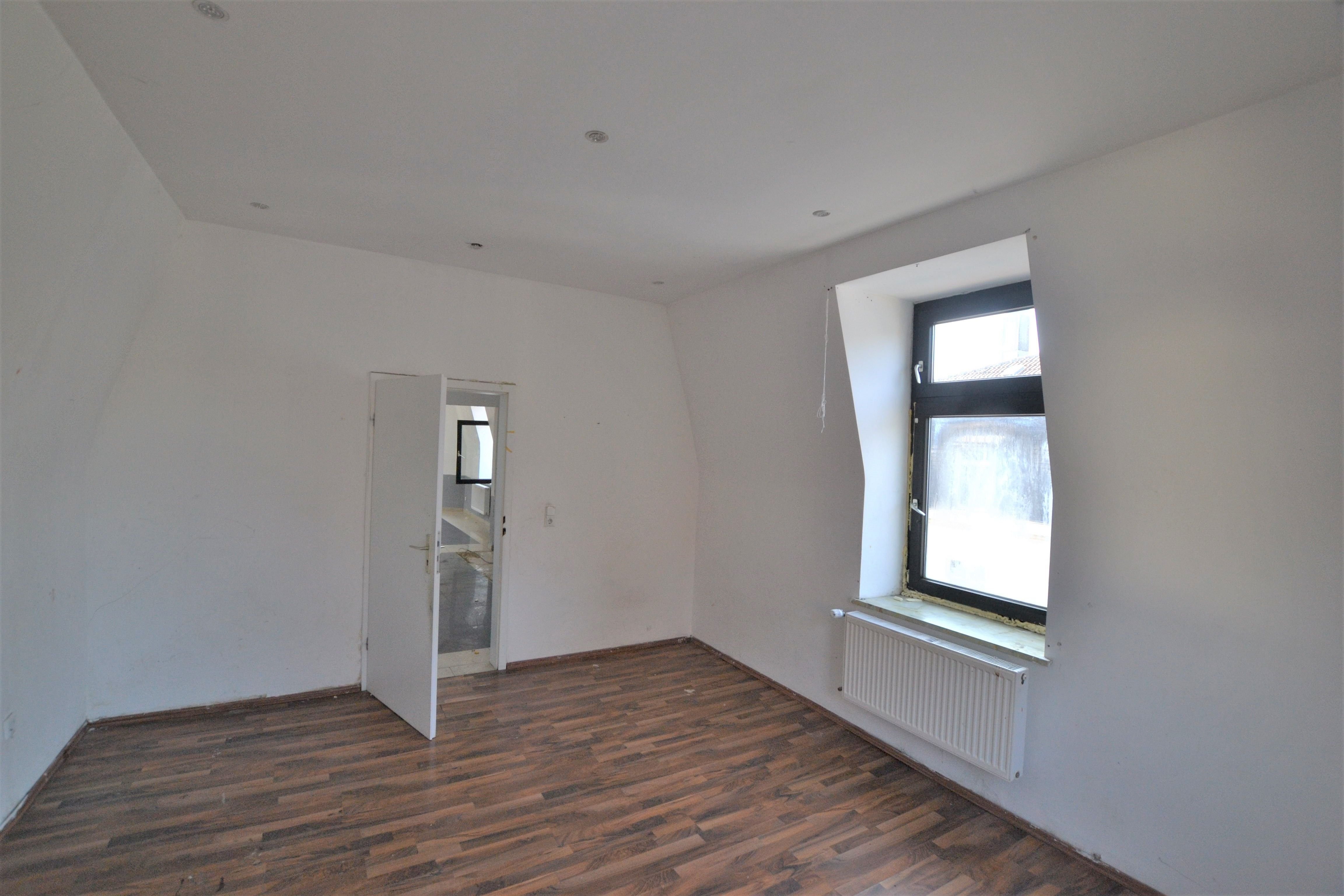 Mehrfamilienhaus zum Kauf 395.000 € 14 Zimmer 392 m²<br/>Wohnfläche Wichlinghausen - Süd Wuppertal 42277