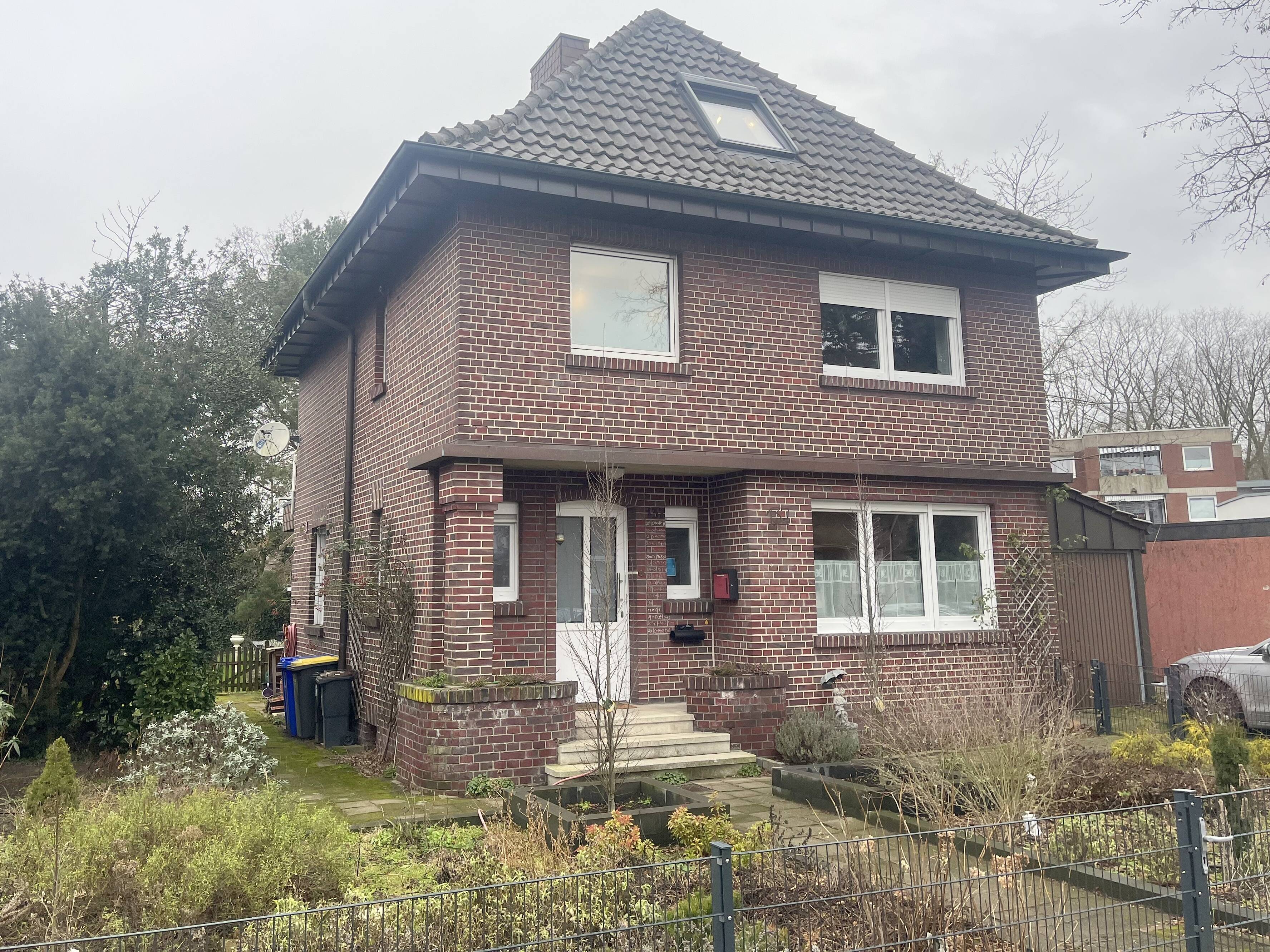 Haus zur Miete 1.400 € 4 Zimmer 180 m²<br/>Wohnfläche 600 m²<br/>Grundstück 01.04.2025<br/>Verfügbarkeit Gronau Gronau 48599
