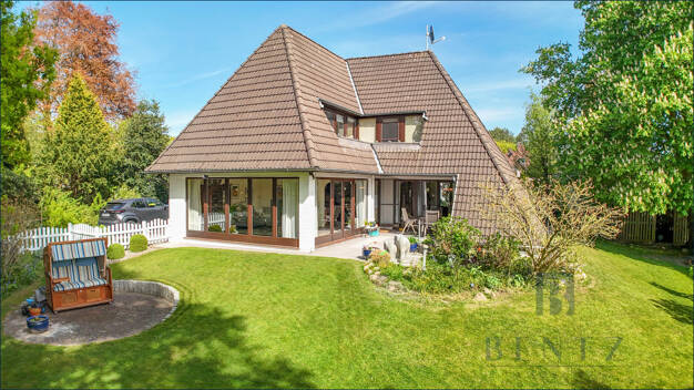 Einfamilienhaus zum Kauf 389.000 € 6 Zimmer 170 m² 1.323 m² Grundstück Bürgerpark Bremerhaven 27574