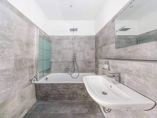 Wohnung zur Miete 849 € 3 Zimmer 74 m² 4. Geschoss Keplerstraße 4 Altstadt Magdeburg 39104