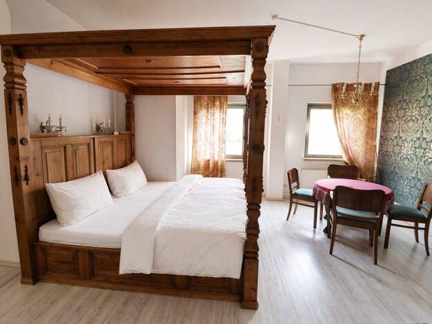 Studio zur Miete 550 € 1 Zimmer 1. Geschoss Jacobäerstraße 1 Pirna Pirna 01796