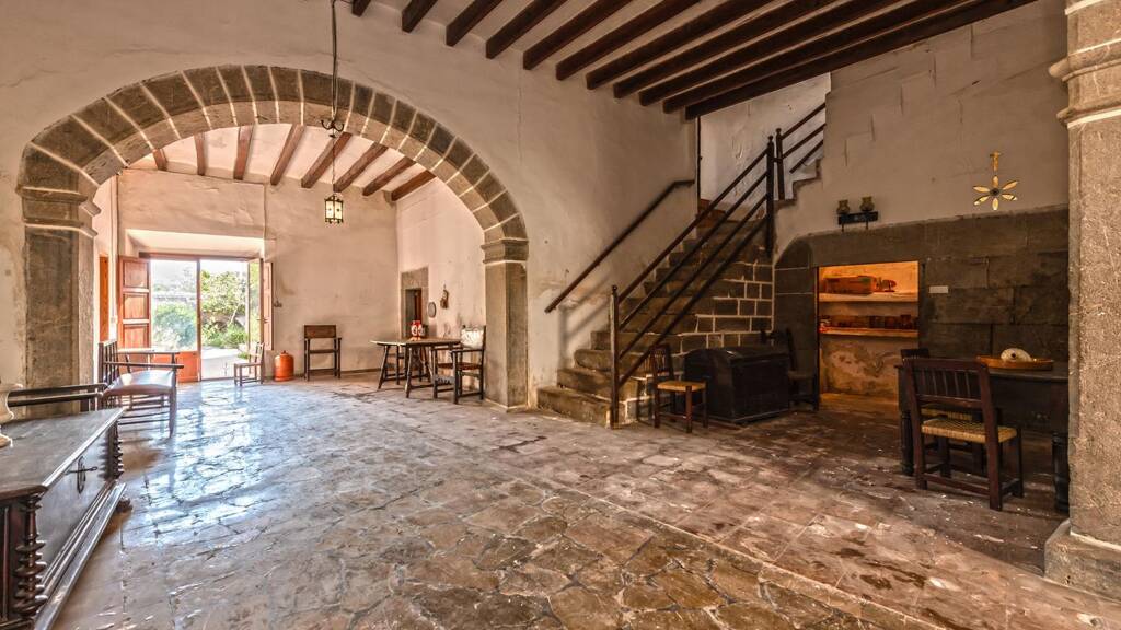 Stadthaus zum Kauf provisionsfrei 795.000 € 7 Zimmer 416 m² 447 m² Grundstück Binissalem 07350