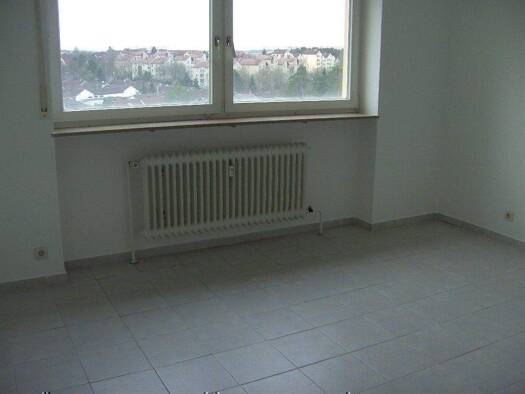 Wohnung zur Miete 1.100 € 4 Zimmer 95 m² frei ab sofort Alterlangen Erlangen 91056