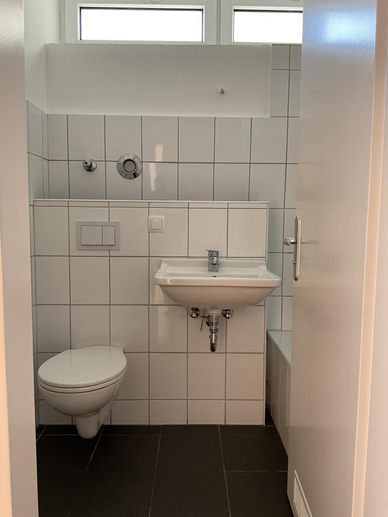 Wohnung zur Miete 530 € 3 Zimmer 67 m²<br/>Wohnfläche 3.<br/>Geschoss Stormstraße 72 Geisweid - Ruhrst / Hoher Rain Siegen 57078