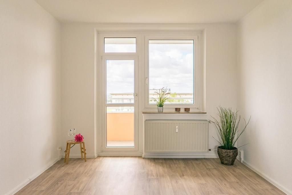 Wohnung zur Miete 407 € 3 Zimmer 70,2 m²<br/>Wohnfläche 8.<br/>Geschoss Scharnhorststr. 12 Yorckgebiet 232 Chemnitz 09130