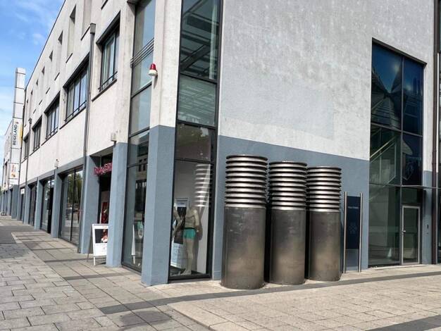 Verkaufsfläche zur Miete provisionsfrei 10 € 100 m² Verkaufsfläche Gotthardstraße 35 Merseburg 06217