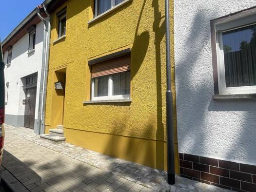 Reihenmittelhaus zum Kauf 60.000 € 4 Zimmer 85 m² 102 m² Grundstück Buttstädt 99628