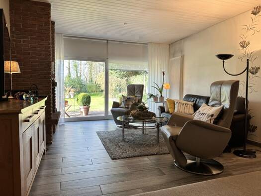 Einfamilienhaus zum Kauf 309.000 € 7 Zimmer 150 m² 1.091 m² Grundstück Westerstede-Halsbek 26655