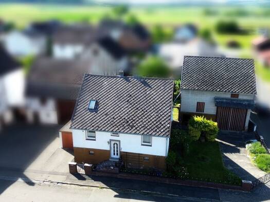 Einfamilienhaus zum Kauf 130.000 € 6 Zimmer 144 m² 633 m² Grundstück Momberg Neustadt 35279