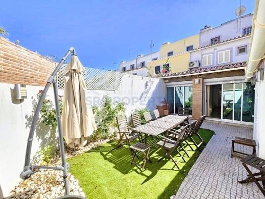 Haus zum Kauf 795.000 € 133 m² 135 m² Grundstück Quarteira 8125-507
