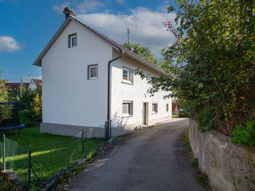 Einfamilienhaus zum Kauf 298.000 € 8 Zimmer 131 m² 351 m² Grundstück Bingen 72511