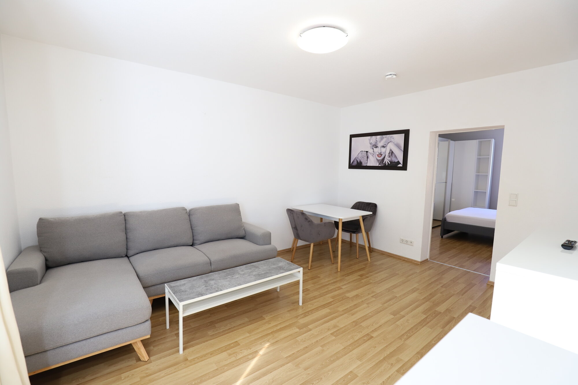 Wohnung zum Kauf 230.000 € 2 Zimmer 42,3 m²<br/>Wohnfläche St. Ludwig mit Eichbergviertel Darmstadt 64285