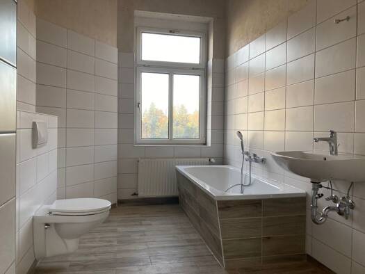 Wohnung zur Miete 315 € 2 Zimmer 63 m² 3. Geschoss frei ab 01.09.2025 St.-Georgen-Straße 2 Döbeln 04720