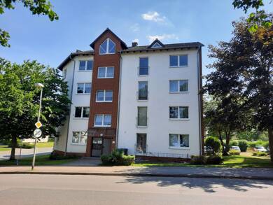 Wohnung zur Miete 493 € 2 Zimmer 70,4 m² EG frei ab 01.07.2025 Von-Langen-Allee 16 Holzminden Holzminden 37603