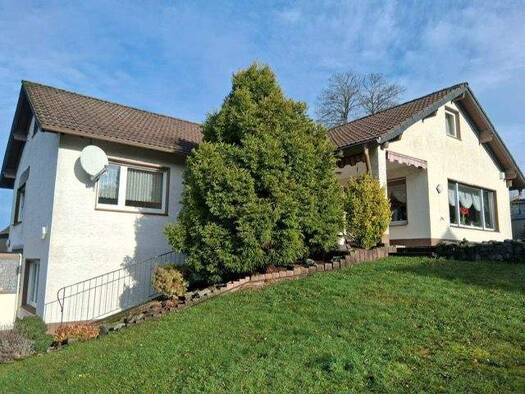 Einfamilienhaus zum Kauf 472.000 € 9 Zimmer 190 m² 1.150 m² Grundstück frei ab 01.08.2026 Scheideweg Hückeswagen 42499