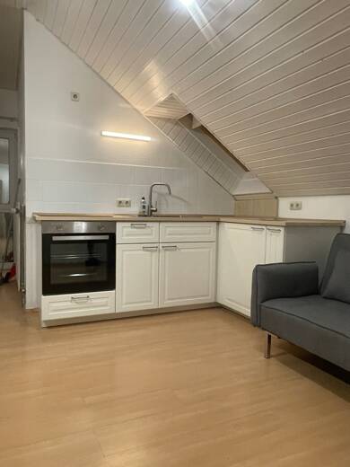 Wohnung zur Miete 650 € 1 Zimmer 39 m² Geschoss 2/2 Rottendorfer Straße 46 a Frauenland Würzburg 97074