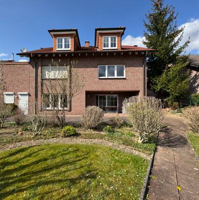 Mehrfamilienhaus zum Kauf 487.000 € 6 Zimmer 233 m² 805 m² Grundstück frei ab sofort Georg-Nellius-Weg 8 Wickede Wickede (Ruhr) 58739
