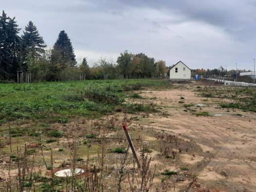 Einfamilienhaus zum Kauf provisionsfrei 325.200 € 5 Zimmer 130 m² 610 m² Grundstück Arthur-Thiermann-Straße Pirna 01796