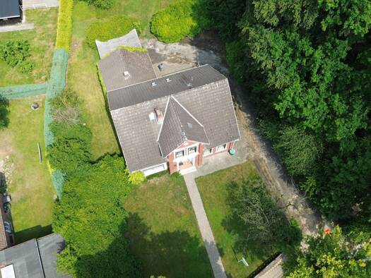 Einfamilienhaus zum Kauf 395.000 € 7 Zimmer 203 m² 9.775 m² Grundstück Amtsdamm 65 Hagen Hagen im Bremischen 27628
