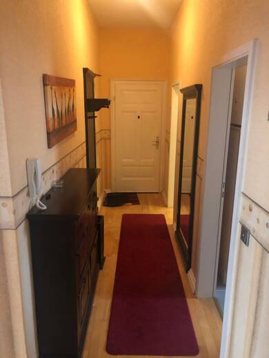 Wohnung zur Miete 800 € 2 Zimmer 73 m² Geschoss 2/3 frei ab 01.10.2025 Kassel 34119