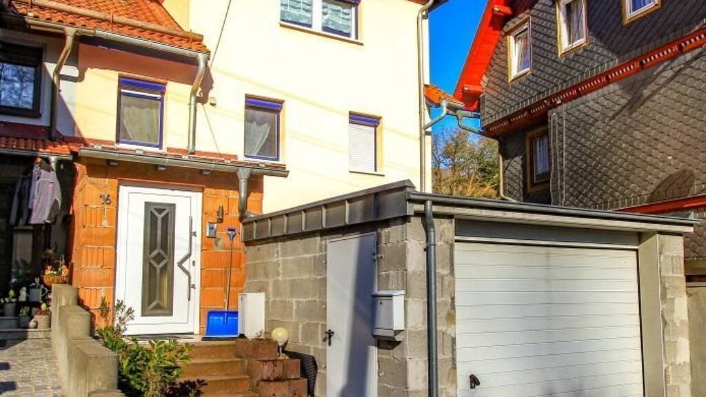 Einfamilienhaus zum Kauf 119.000 € 5 Zimmer 110 m² 120 m² Grundstück frei ab sofort Mengersgereuth-Hämmern Frankenblick 96528