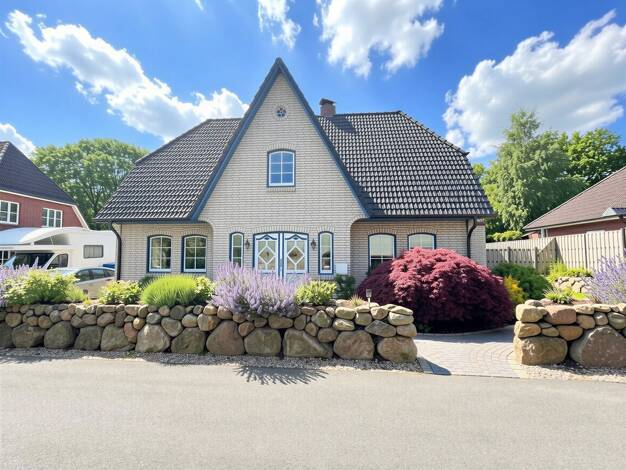 Haus zum Kauf 520.000 € 6 Zimmer 193 m² 800 m² Grundstück Pahlen 25794
