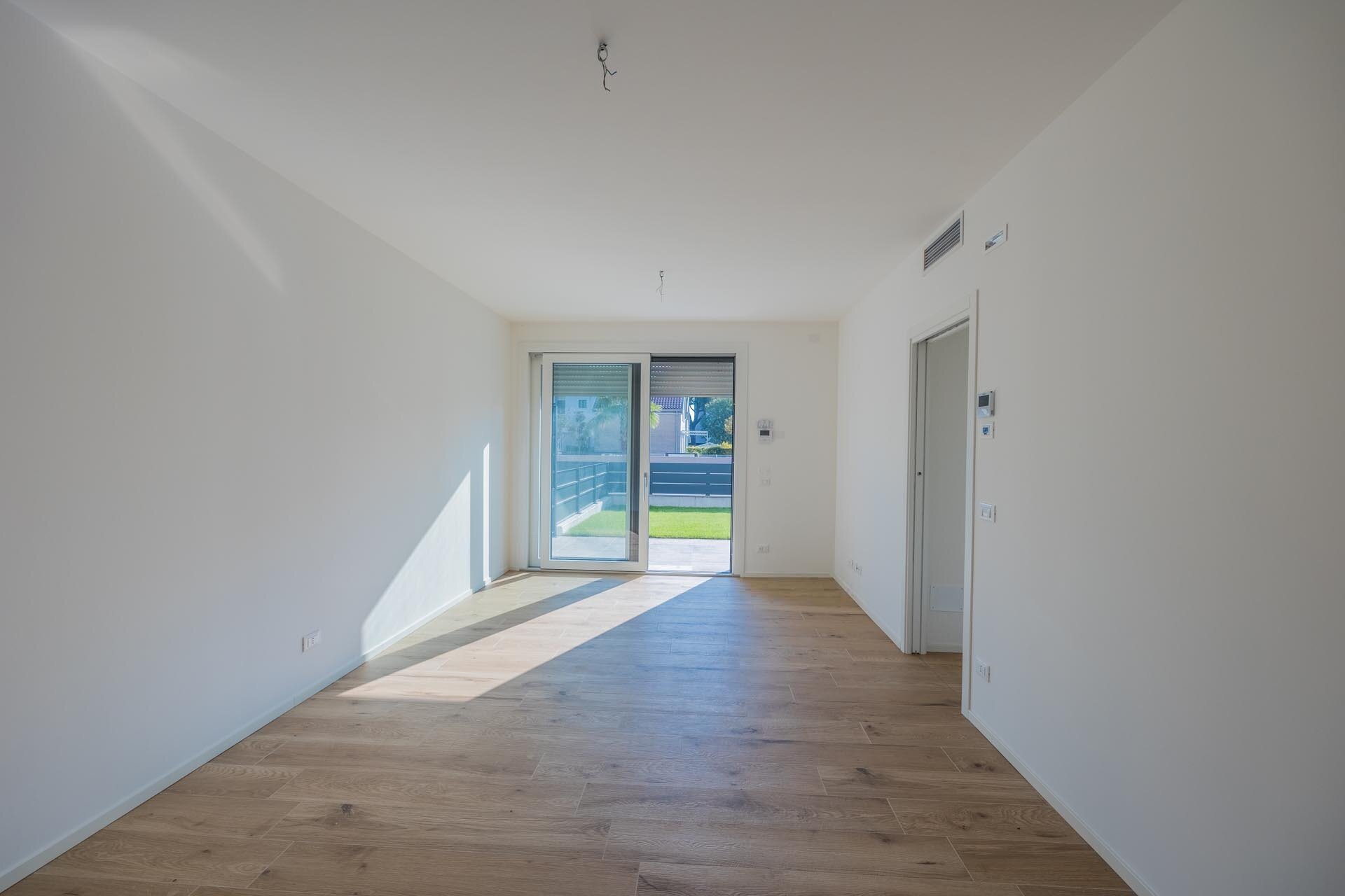 Studio zum Kauf 370.000 € 3 Zimmer 75 m²<br/>Wohnfläche ab sofort<br/>Verfügbarkeit Jesolo