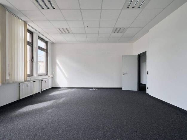 Bürofläche zur Miete 386 € 15,5 m² Bürofläche teilbar ab 15,5 m² Katzwanger Straße 150 Gibitzenhof Nürnberg 90461