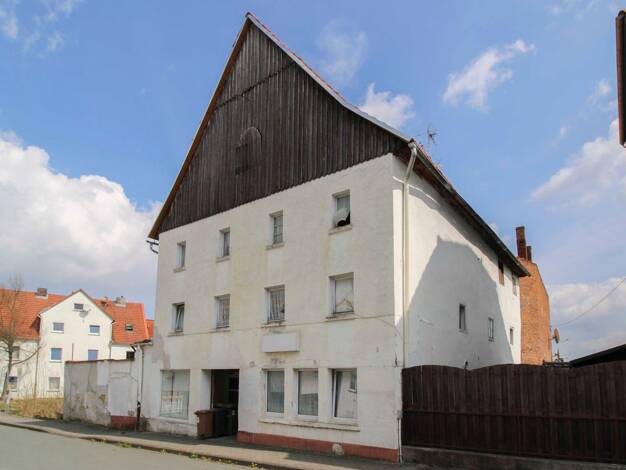 Mehrfamilienhaus zum Kauf als Kapitalanlage geeignet 75.000 € 15 Zimmer 354,5 m² 480 m² Grundstück Hofgeismar 34369