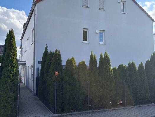 Terrassenwohnung zur Miete 690 € 1 Zimmer 42 m² frei ab 01.11.2026 Am Schloßberg 2 Manching Manching 85077